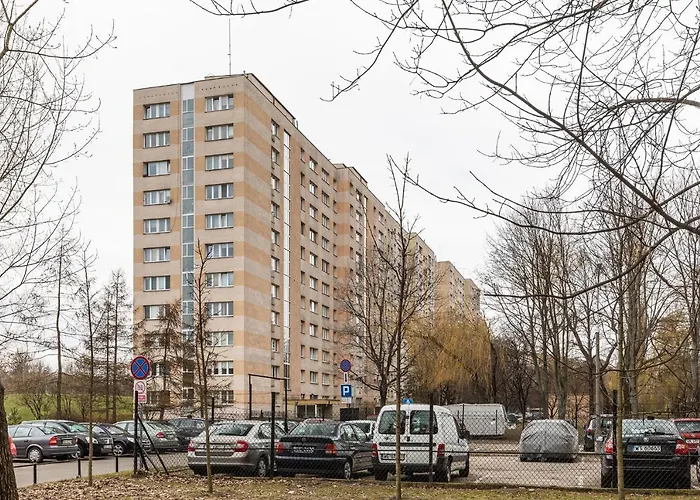 Superapart Korsykanska 1